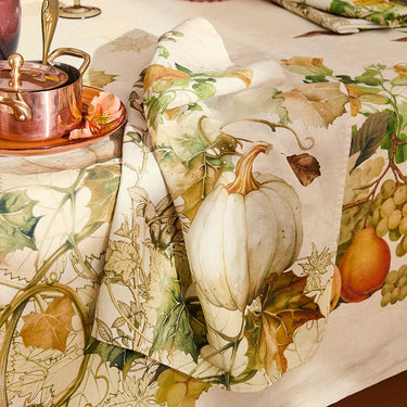 Garnier-Thiebaut ‘Delices D’Automne Potiron’ tablecloth highlighting napkin
