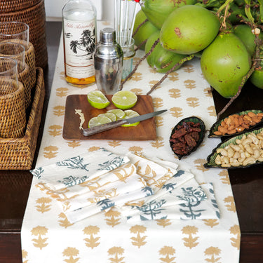 India Hicks Winter Flower Sand Table Runner