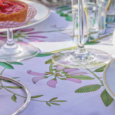 Pois De Senteur Table Runner