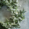 Ragon House - 20" WHITE DAISY & CREAM HEATHER WREATH