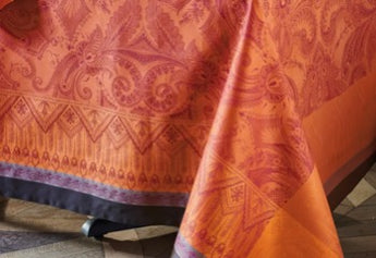 Grace Flamboyant Jacquard Tablerunner (2024 DISCONTINUED PATTERN)